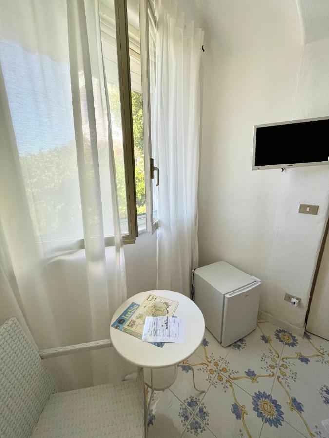 La Bicocca Di Annavi Bed & Breakfast Forio  Exterior photo